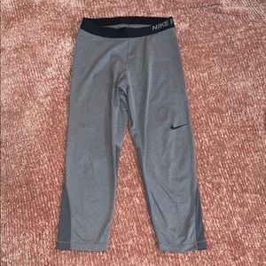 Nike Pro grey capri leggings